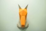 Papercraft de cabeça de unicórnio em origami 3D