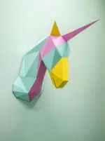 Papercraft tête de licorne bleue en origami 3D