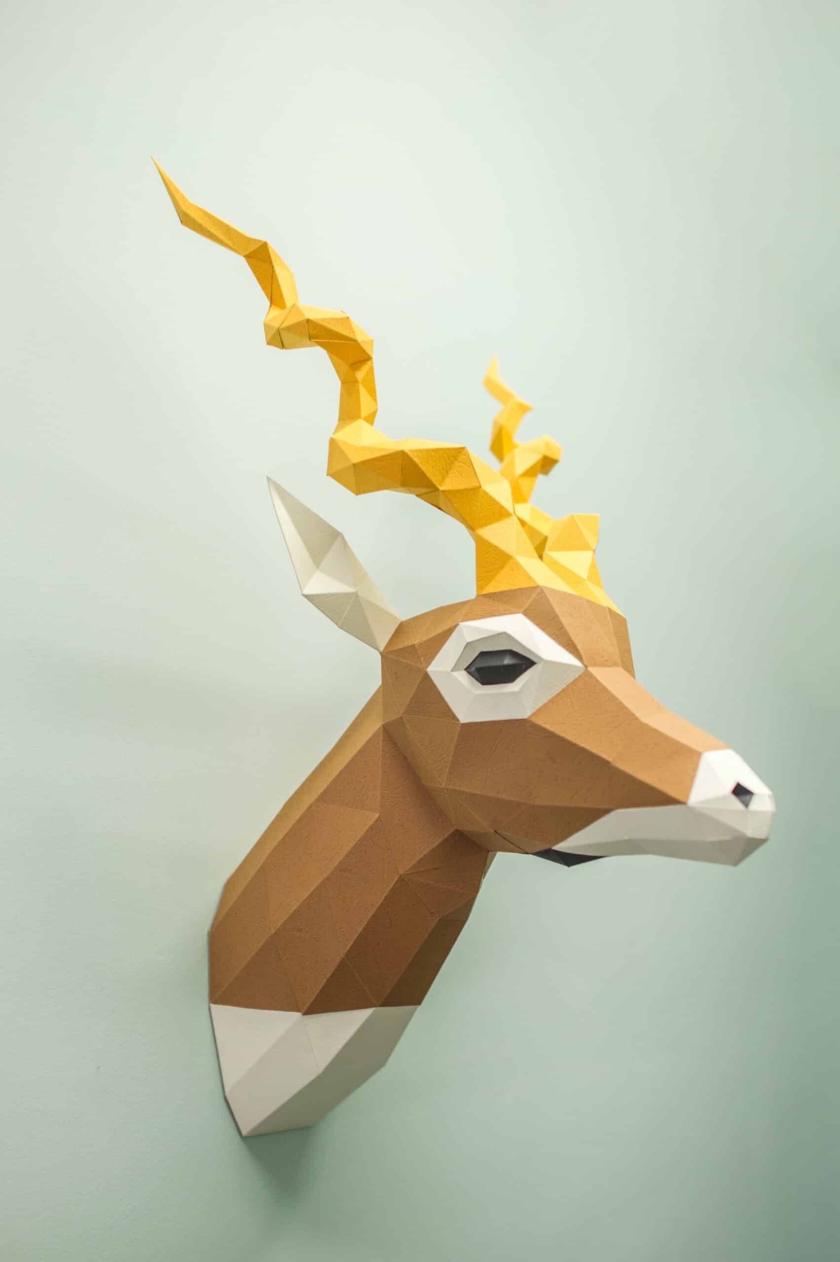 Papercraft de antílope Blackbuck em origami Papercraft de antílope Blackbuck em origami