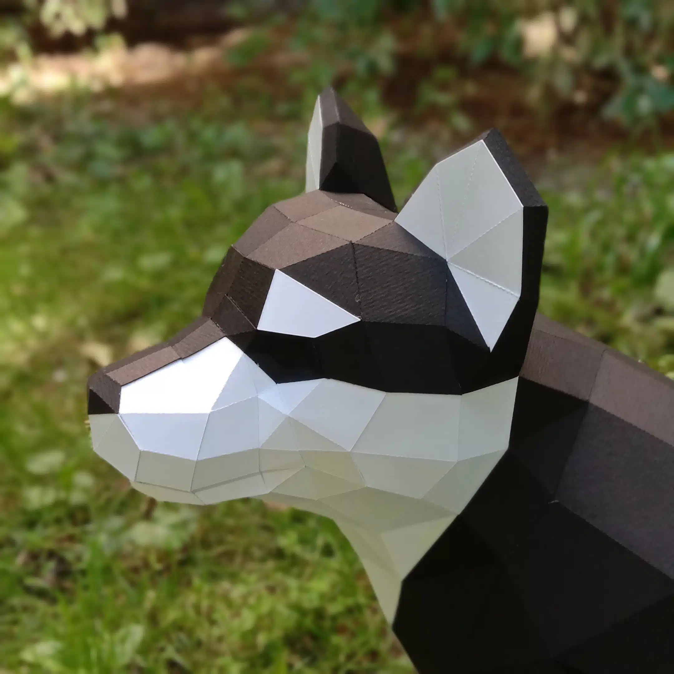 Papercraft de filhote de Husky em origami, vista 2