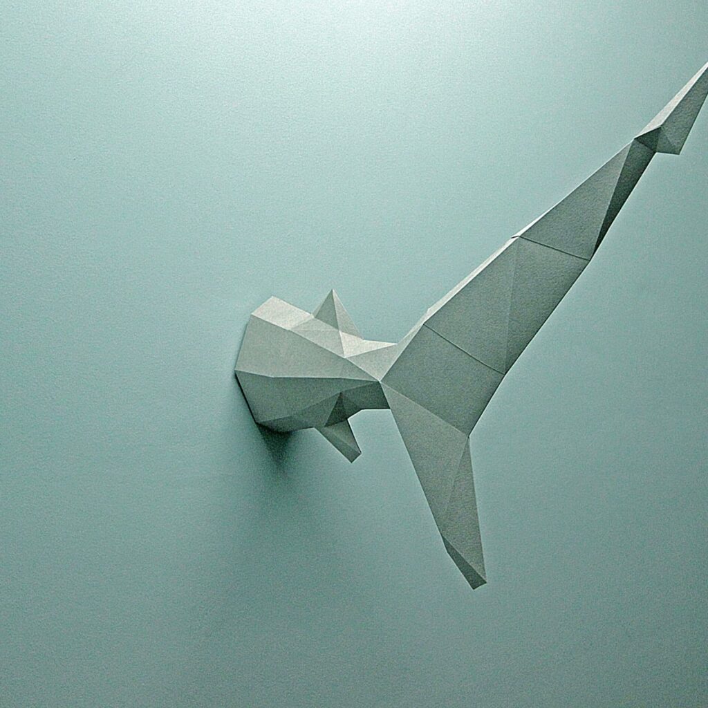 Papercraft shark tail in origami Papercraft shark tail in origami