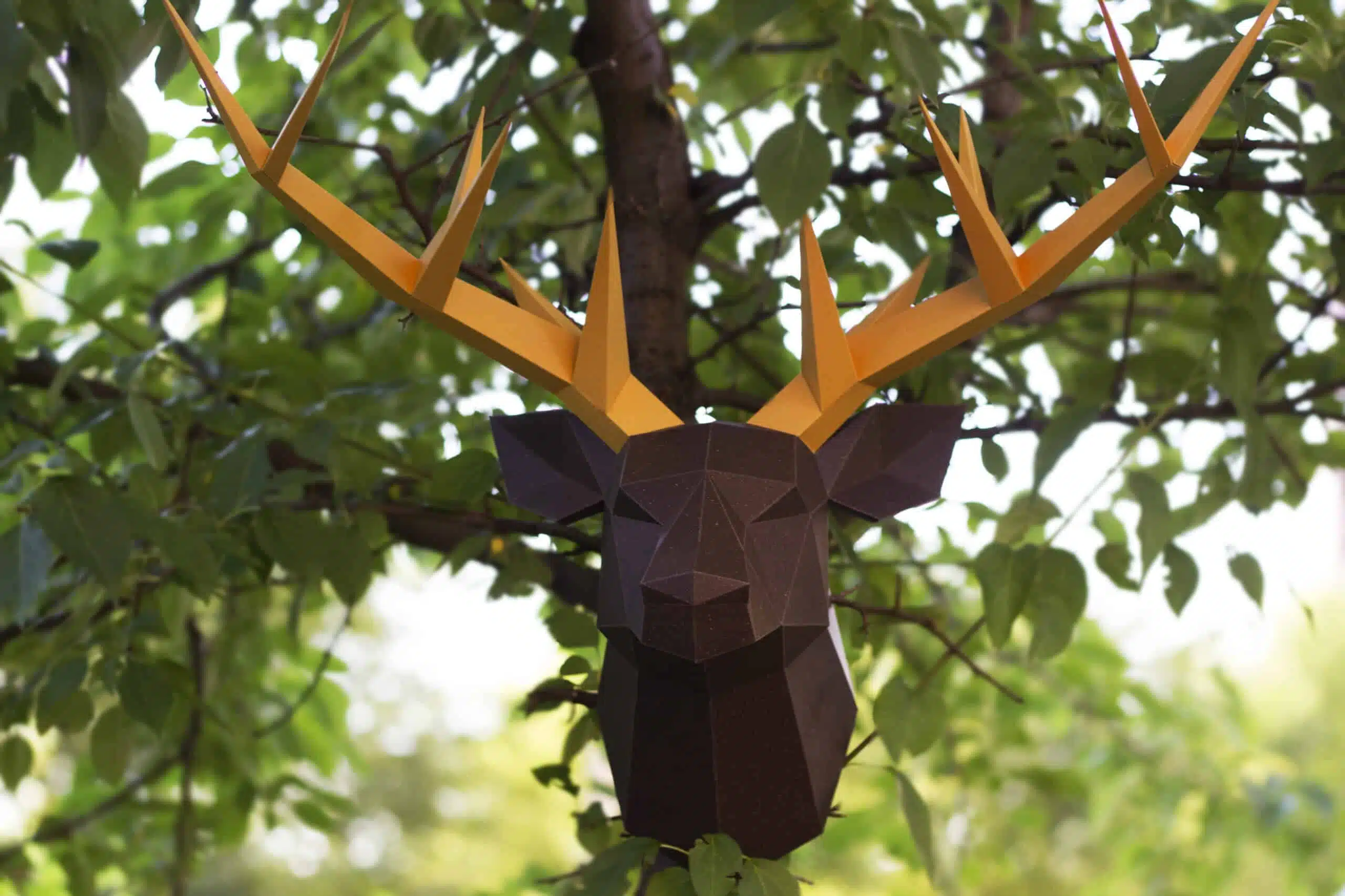 3D origami hertkop met geweien - Papercraft model, weergave 5
