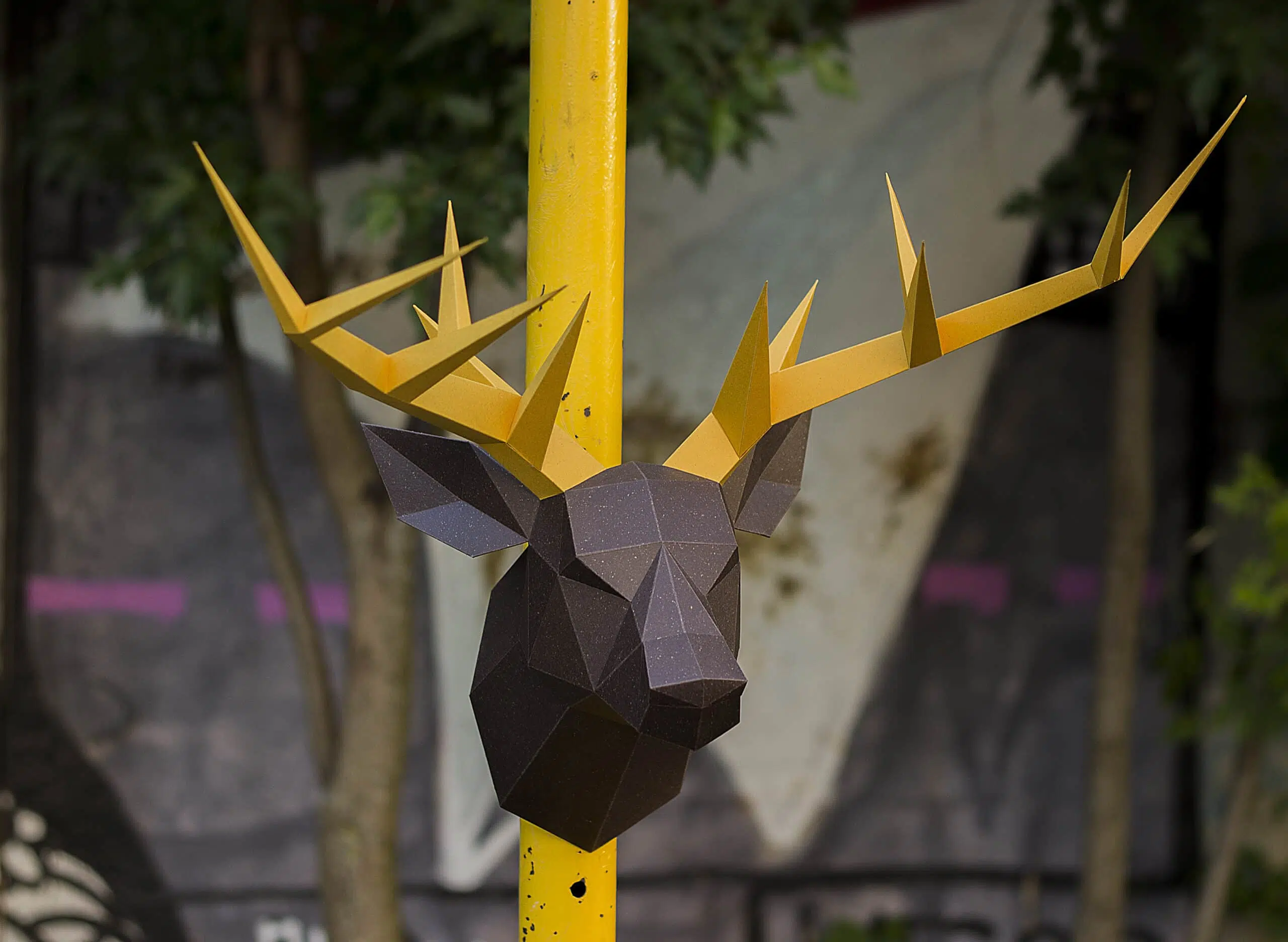 3D origami hertkop met geweien - Papercraft model, weergave 7