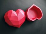 Papercraft heart and lips boxes in 3D origami