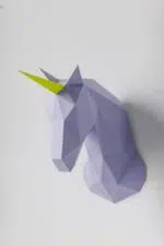 Papercraft tête de licorne bleue en origami 3D