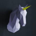 Papercraft de cabeça de unicórnio em origami 3D
