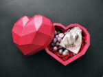 Papercraft heart and lips boxes in 3D origami