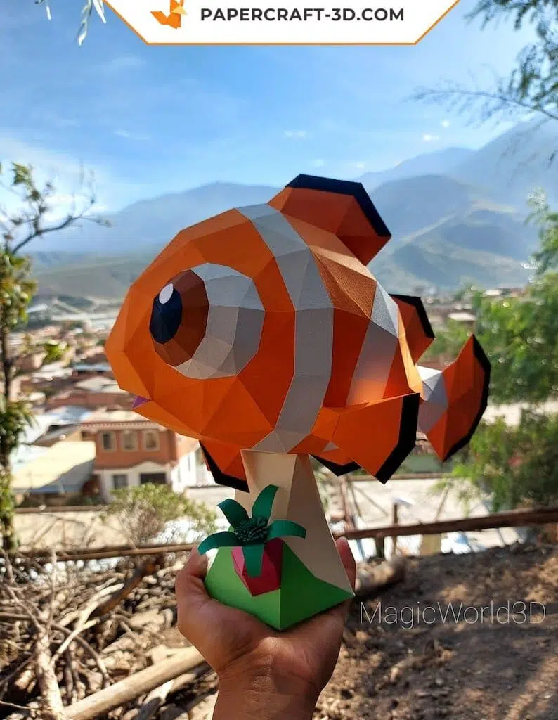 Papercraft di Baby Nemo in origami