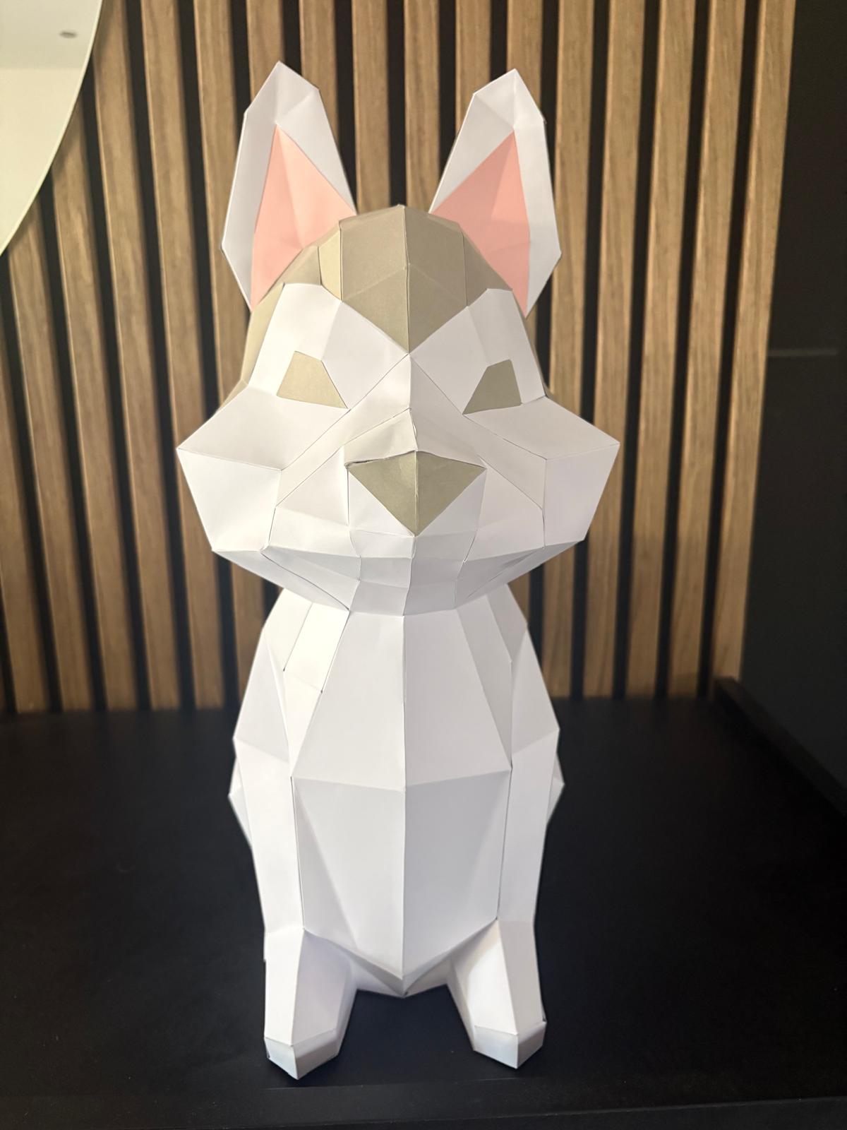 Papercraft chiot husky assis, vue de face Photo du papercraft chiot husky assis, vue de face