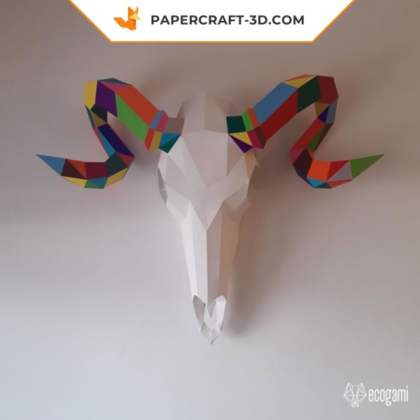 Papercraft ram skull in 3D origami