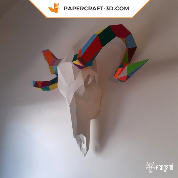 Papercraft ram skull in 3D origami