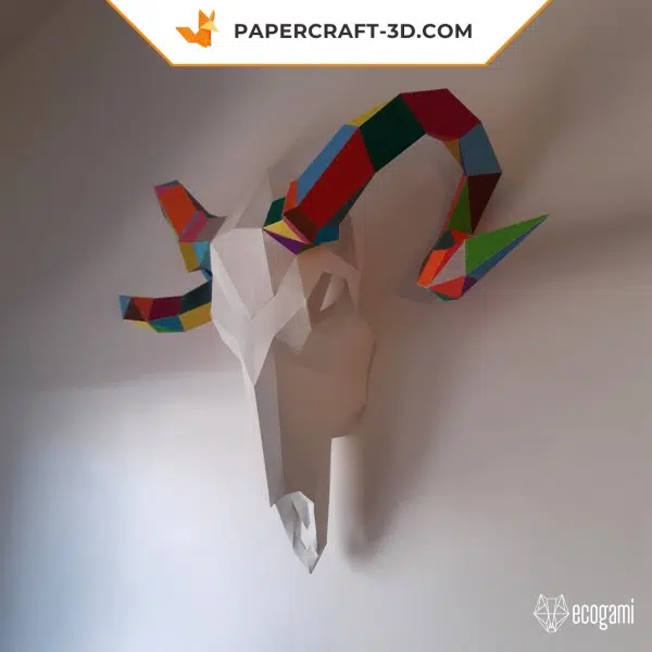 Papercraft cráneo de carnero en origami 3D