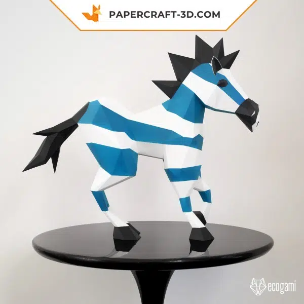 Papercraft de cebra azul al galope en origami 3D