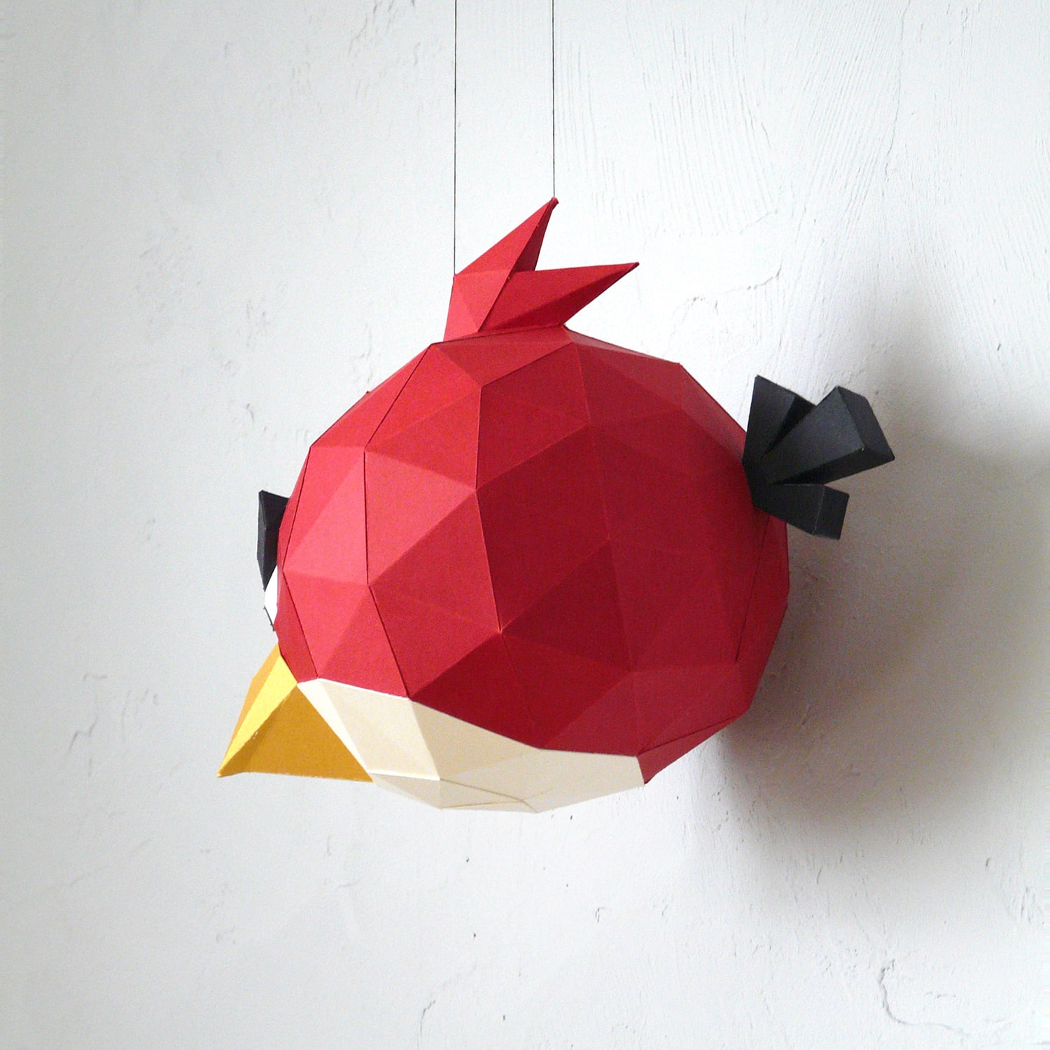 Papercraft of Red Angry Bird in origami