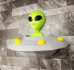 Papercraft de alien y su platillo volante en origami 3D