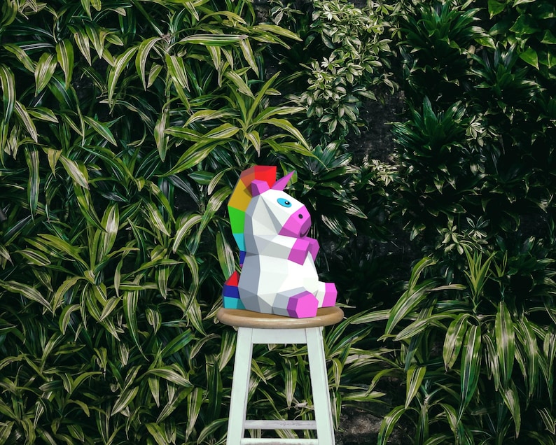 Papercraft unicorn for kids in 3D origami