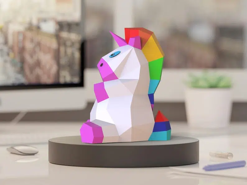 Modelo infantil de unicórnio — papercraft 3D – vista traseira