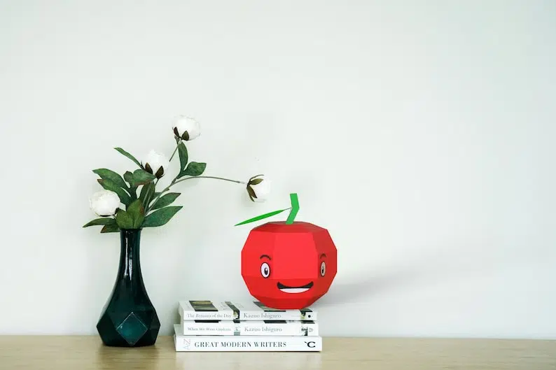 Papercraft apple for kids in 3D origami