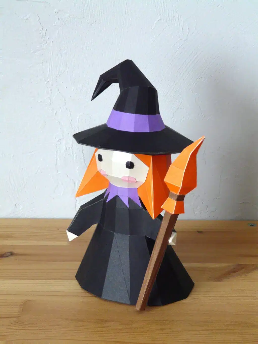 3D origami papercraft of a little witch
