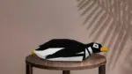 Papercraft de pingouin allongé en origami 3D, weergave 4