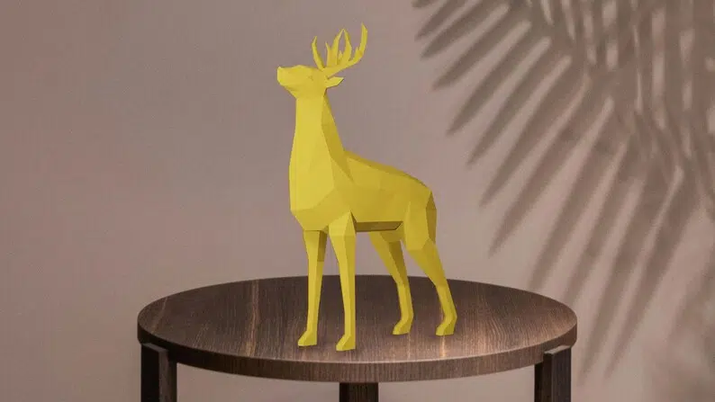 Papercraft de cerf debout en origami, weergave 3