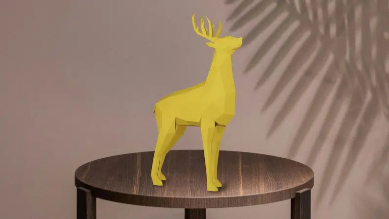 Papercraft de cerf debout en origami, weergave 4