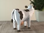 Papercraft vaca cartoon em origami 3D