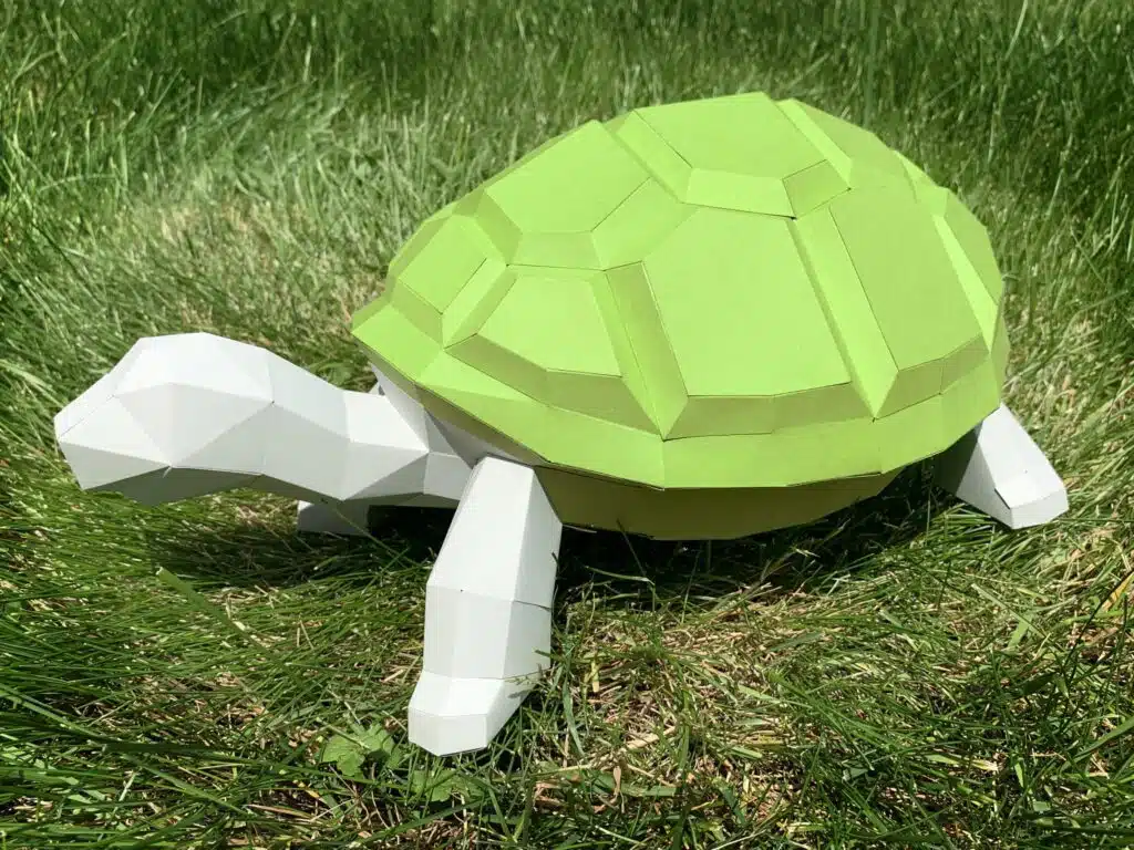 Papercraft kleine Schildkröte als 3D-Origami