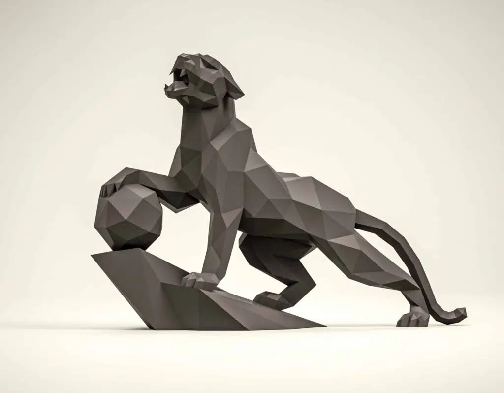 Papercraft de pantera en un acantilado en origami 3D