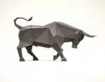 Stier die aanvalt in papercraft 3D, weergave 2