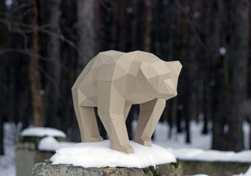 Papercraft urso em movimento em origami 3D