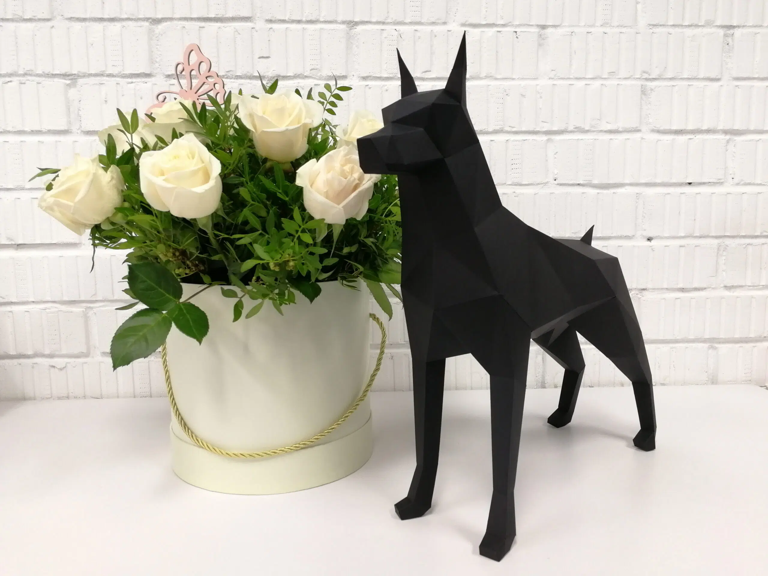 Dobermann 3D origami papercraft, weergave 6