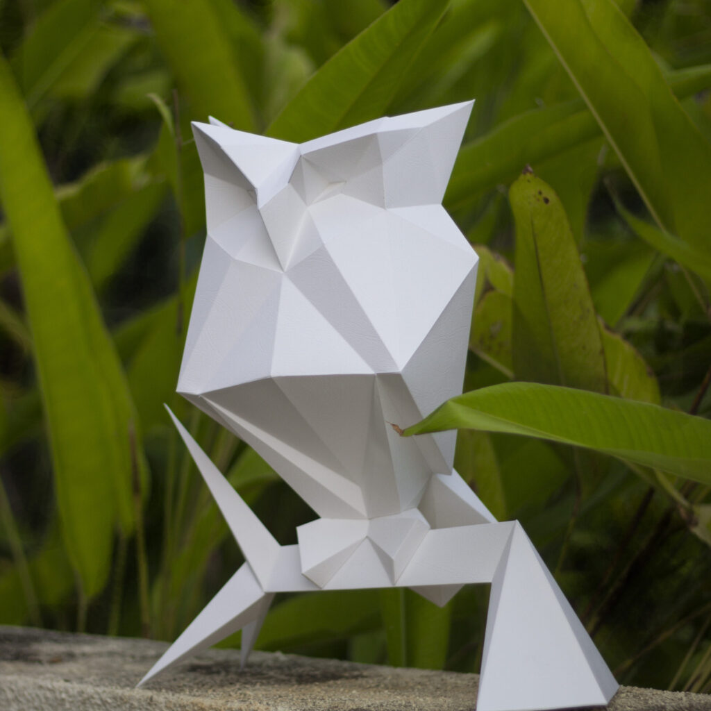 Papercraft owl in 3D origami