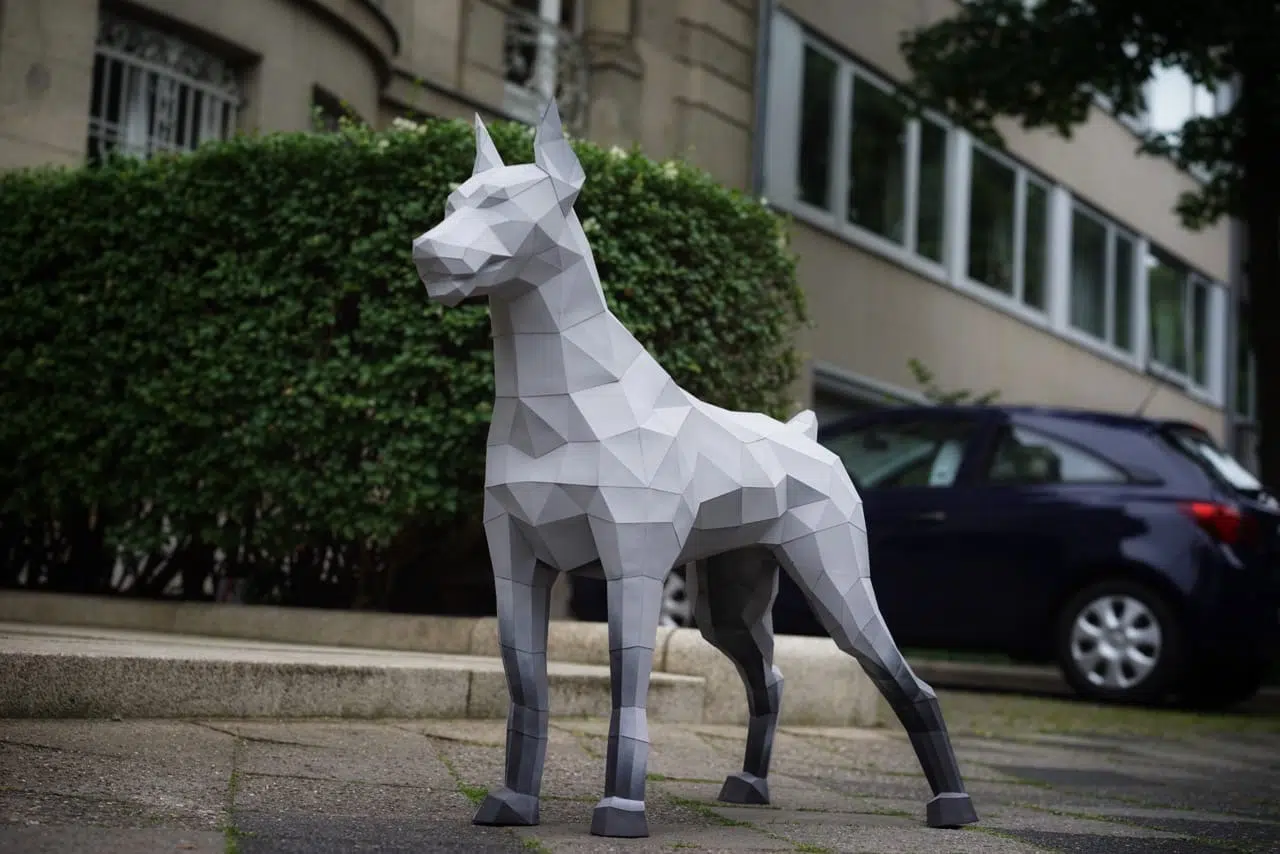 Papercraft of Doberman in 3D origami