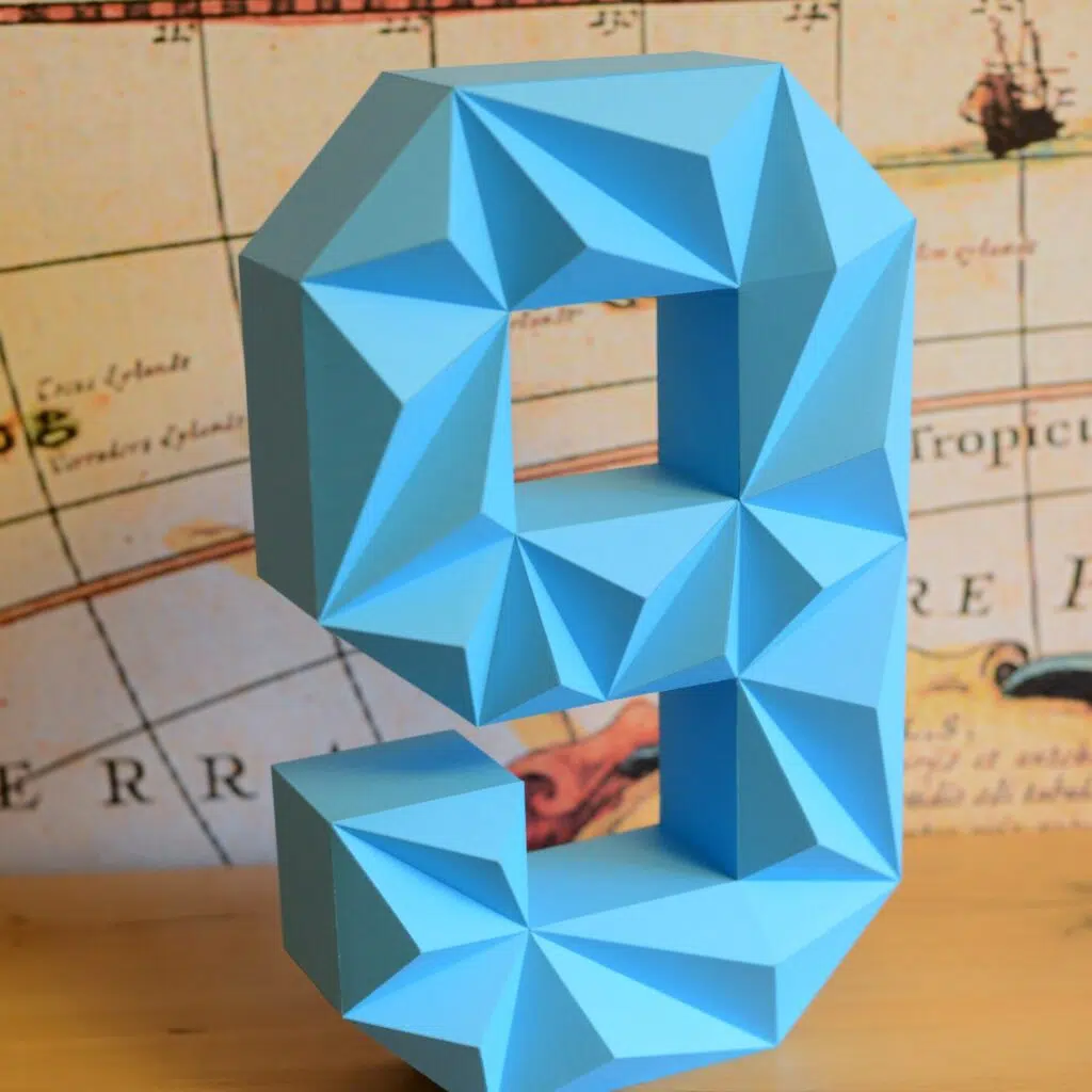 Zahl 9 als 3D-Papercraft – druckbares PDF-Modell für Geburtstag und Dekoration