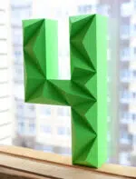 Chiffre 4 en papercraft 3D - modèle PDF pour anniversaire, déco DIY et événements festifs