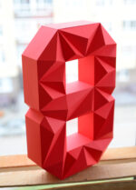 Chiffre 8 en papercraft 3D – modèle PDF à imprimer pour anniversaire et décoration
