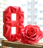 Chiffre 8 en papercraft 3D – modèle PDF à imprimer pour anniversaire et décoration