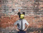Máscara do Mickey Mouse em papercraft 3D, modelo 3D