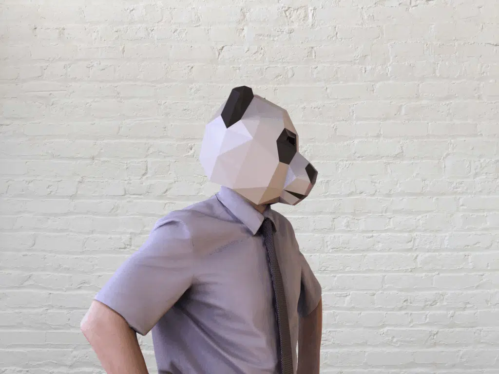 Papercraft de máscara de panda en origami 3D