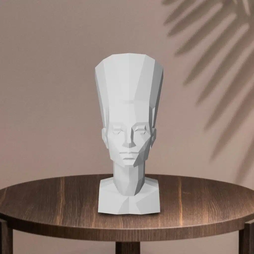 Papercraft bust of Nefertiti in 3D origami