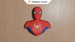 Papercraft de busto do Homem-Aranha em origami 3D