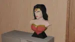 Papercraft buste de super-héroïne en origami 3D