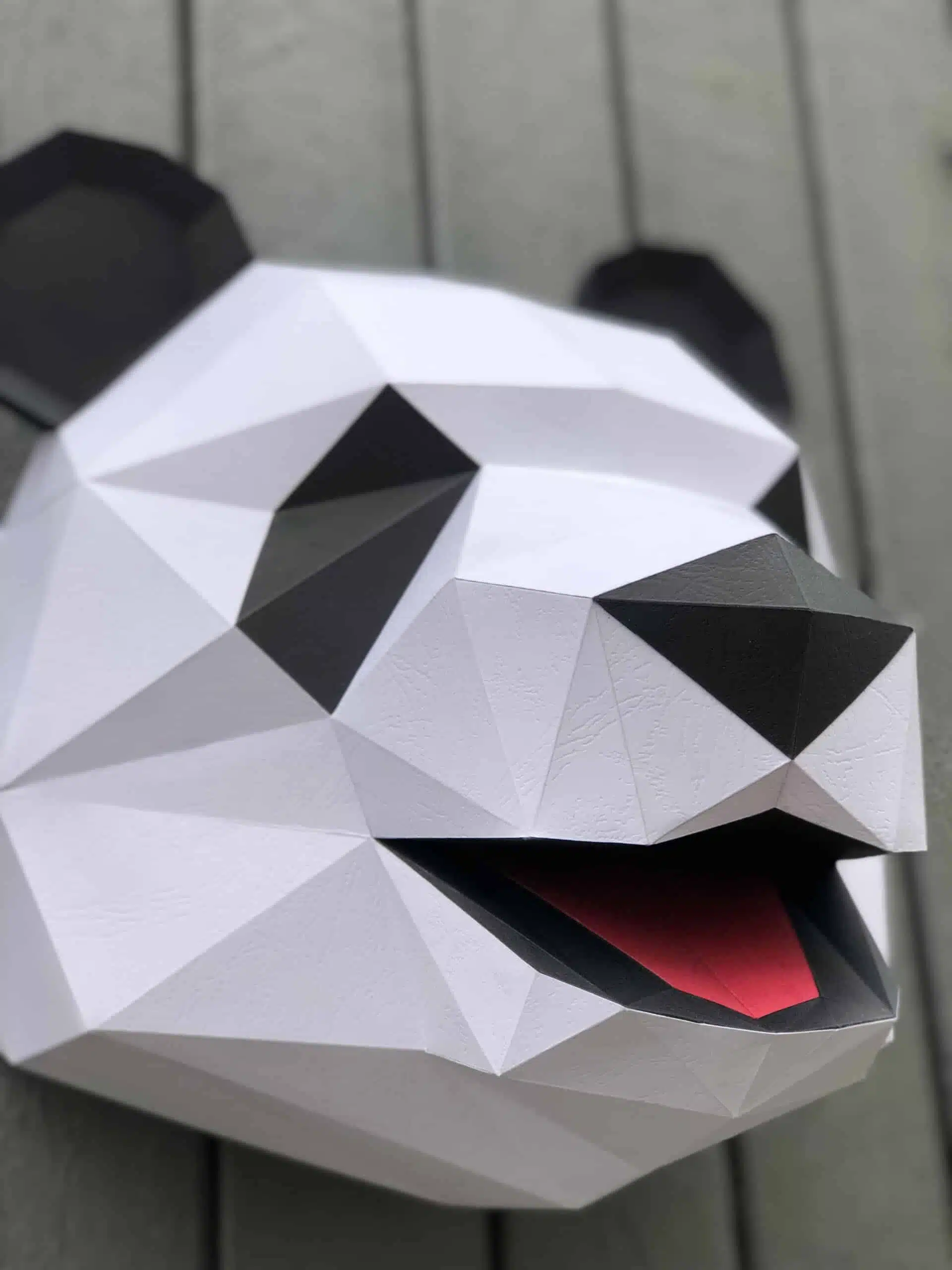 Papercraft cabeça de panda em origami 3D, detalhe