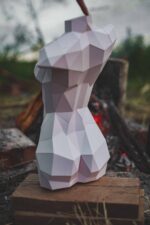 Papercraft de busto feminino em origami 3D