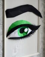 Papercraft smokey eye in 3D origami