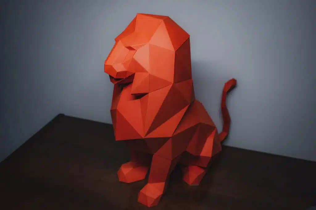 Zittende papieren leeuw in 3D origami, weergave 2