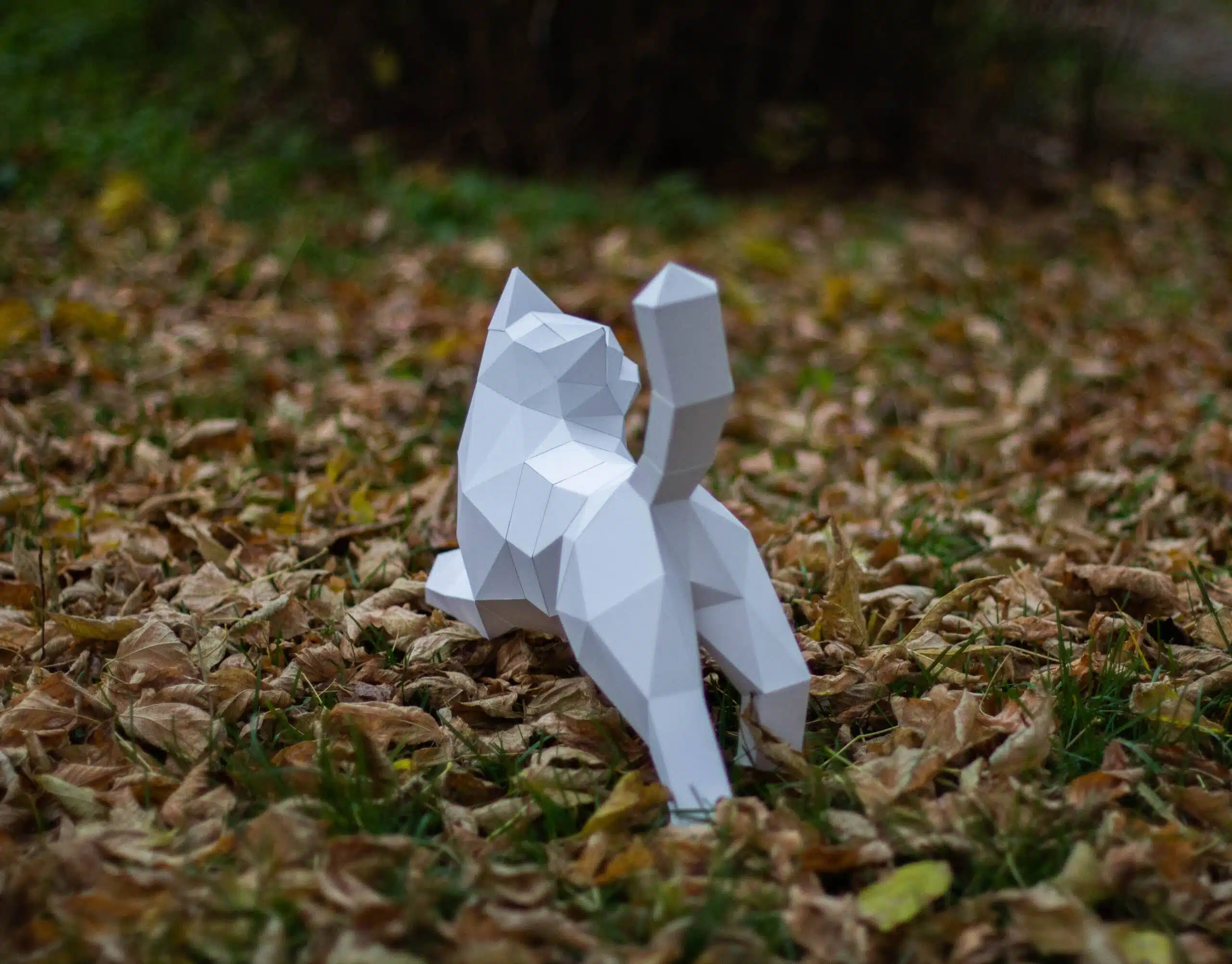 3D origami lopende kat in papier, weergave 7
