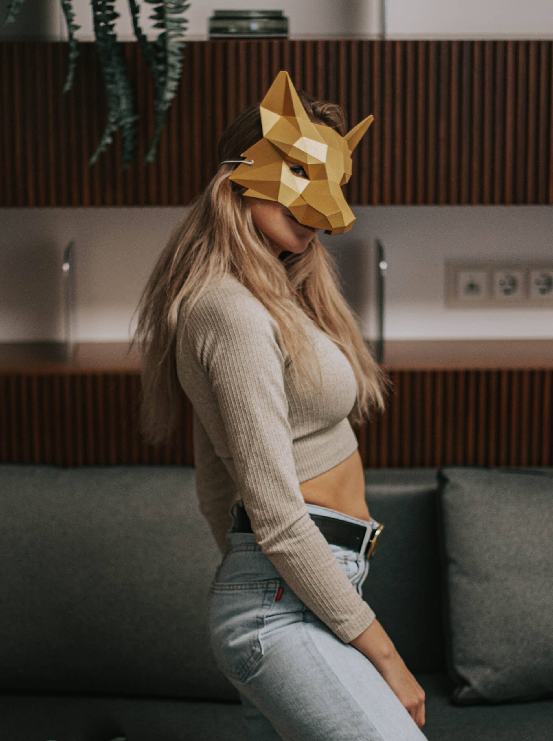 Papercraft fox mask in 3D origami Papercraft fox mask in 3D origami