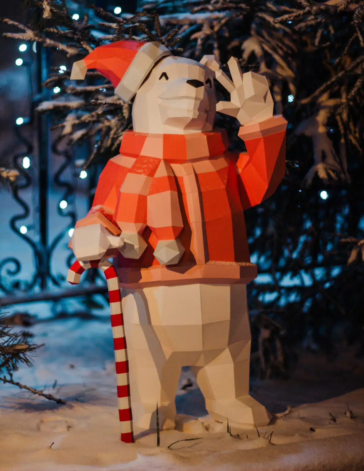 Papercraft of Christmas bear in 3D origami